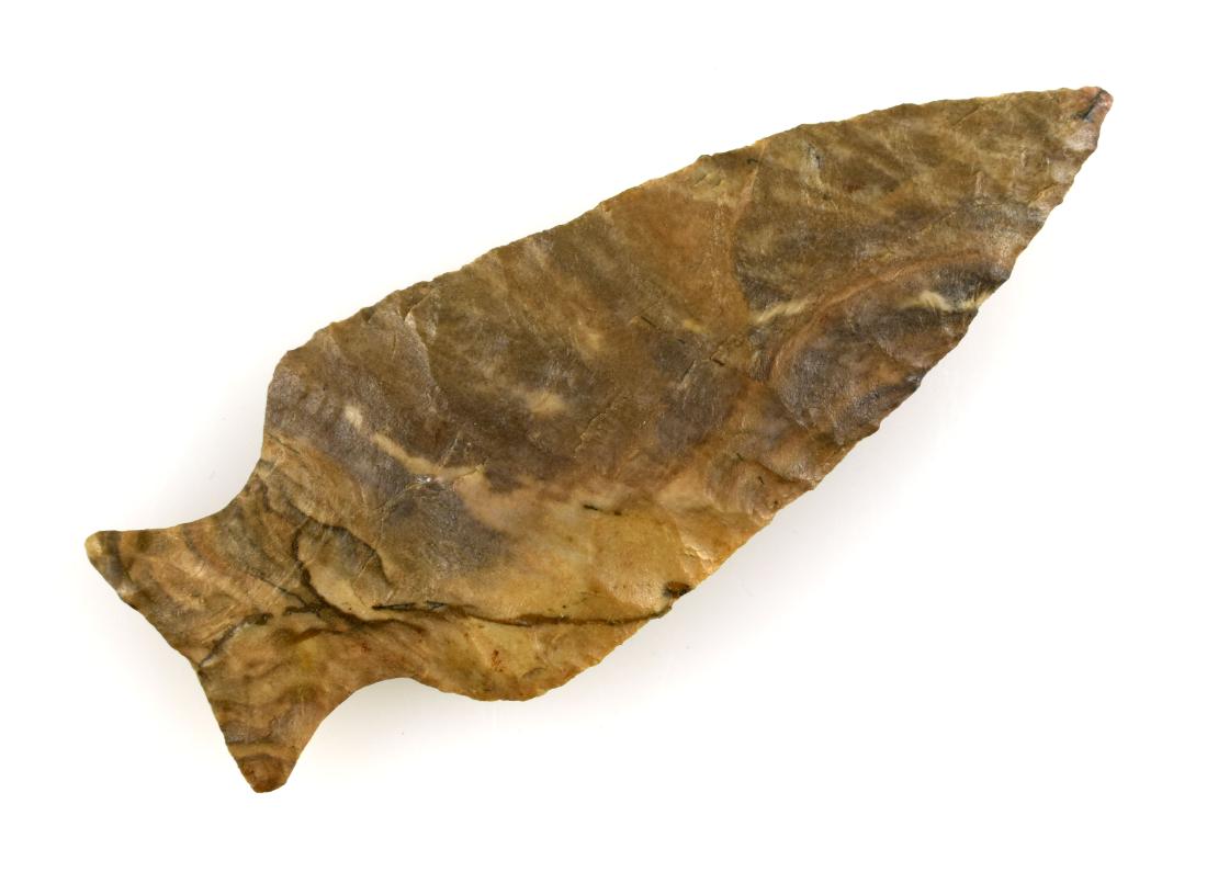 Awesome 3 5/8" G-10 Ashtabula: Extra pretty cream and brown well patinated Upper Mercer Chert. Very thin and about as good as they get. Rare type made of beautiful material in outstanding condition. From an old Ohio collection.