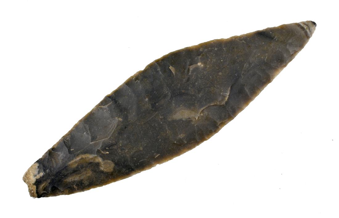 5-7/8" Mayan Blade: Pretty Colha Chert from the Yucatan Peninsula.