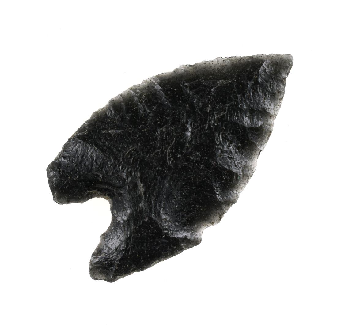 1-13/16" Mckean: Obsidian example from Montana. Nicely made example with deep basal notch.