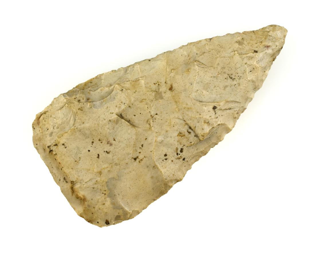 3-1/8" Cobbs Knife: Knox Co., Ohio example in a pretty cream fossil chert. Loaded with mineralization.