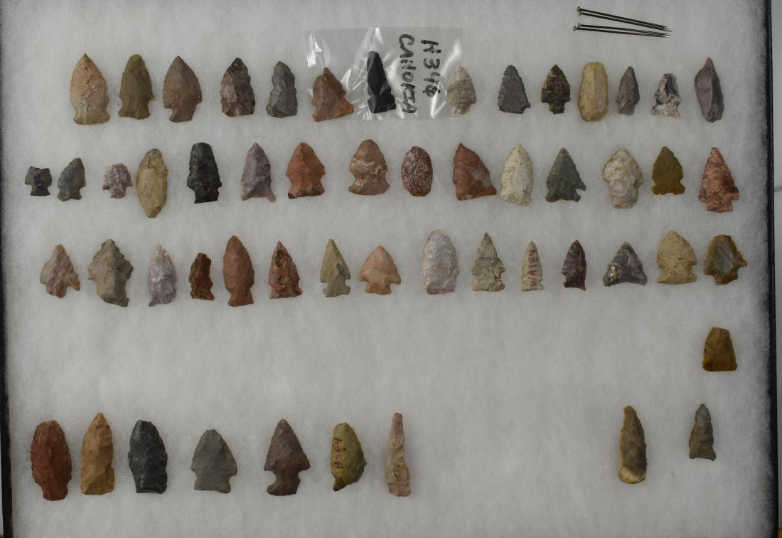 Lot of Central Kentucky Arrowheads: All found by Sandra Barnett in Woodford, Fayette, Scott, and Harrison Counties. Variety of types and materials.