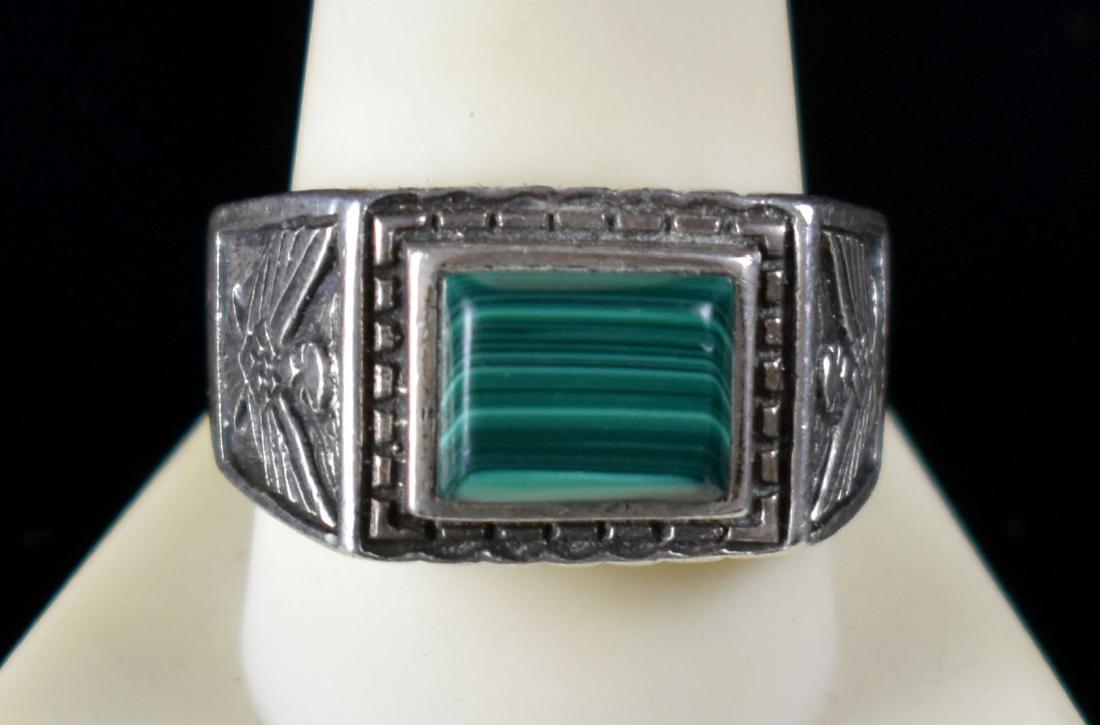 Nice vintage Southwestern Sz 10.5 Silver Ring: Sterling Silver (marked .925) example with unknown hallmark. Malachite Inlay. Nice Man's ring.