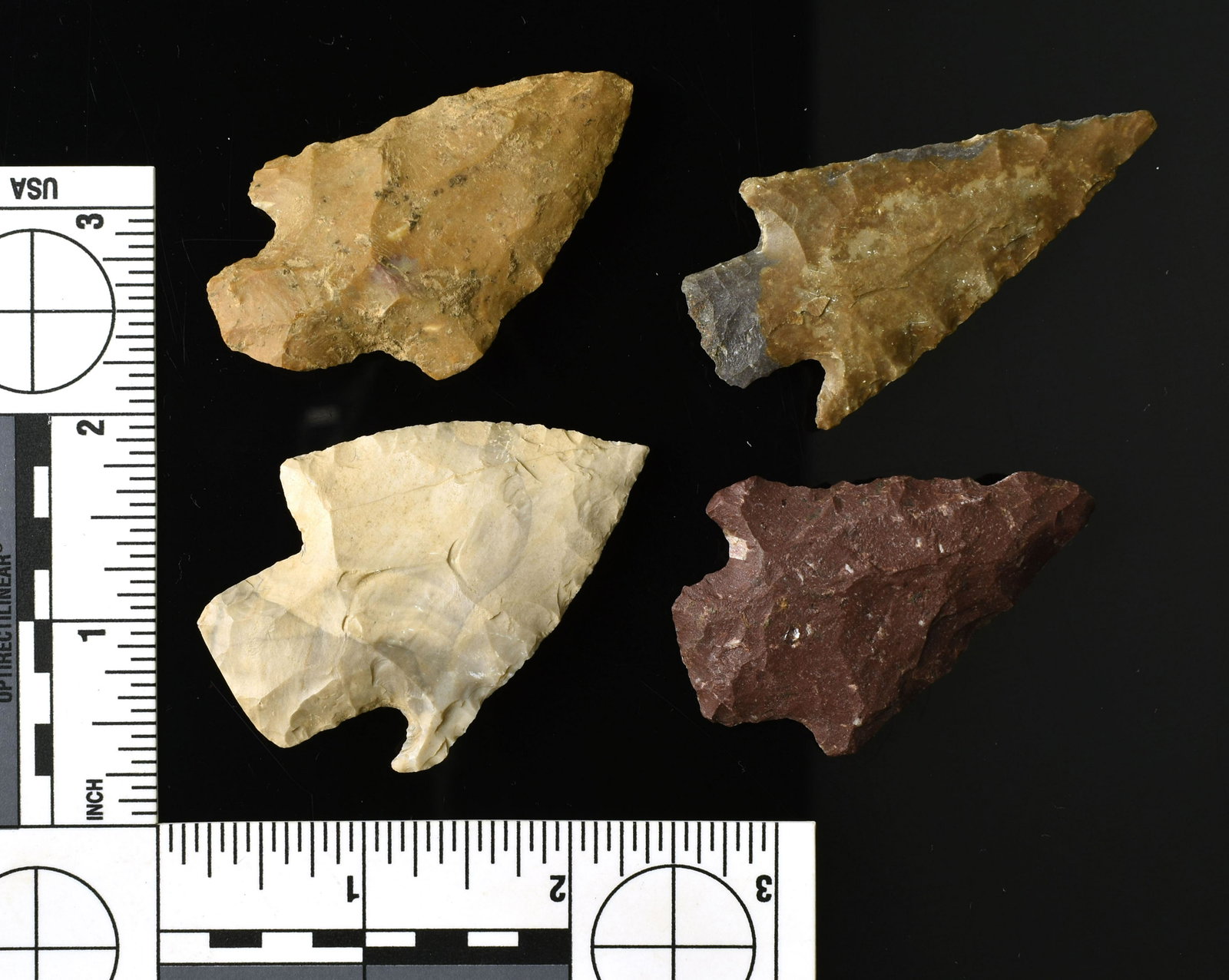 4 Midwestern Stemmed Points: Nice assortment of materials and types from the Mynning Collection.