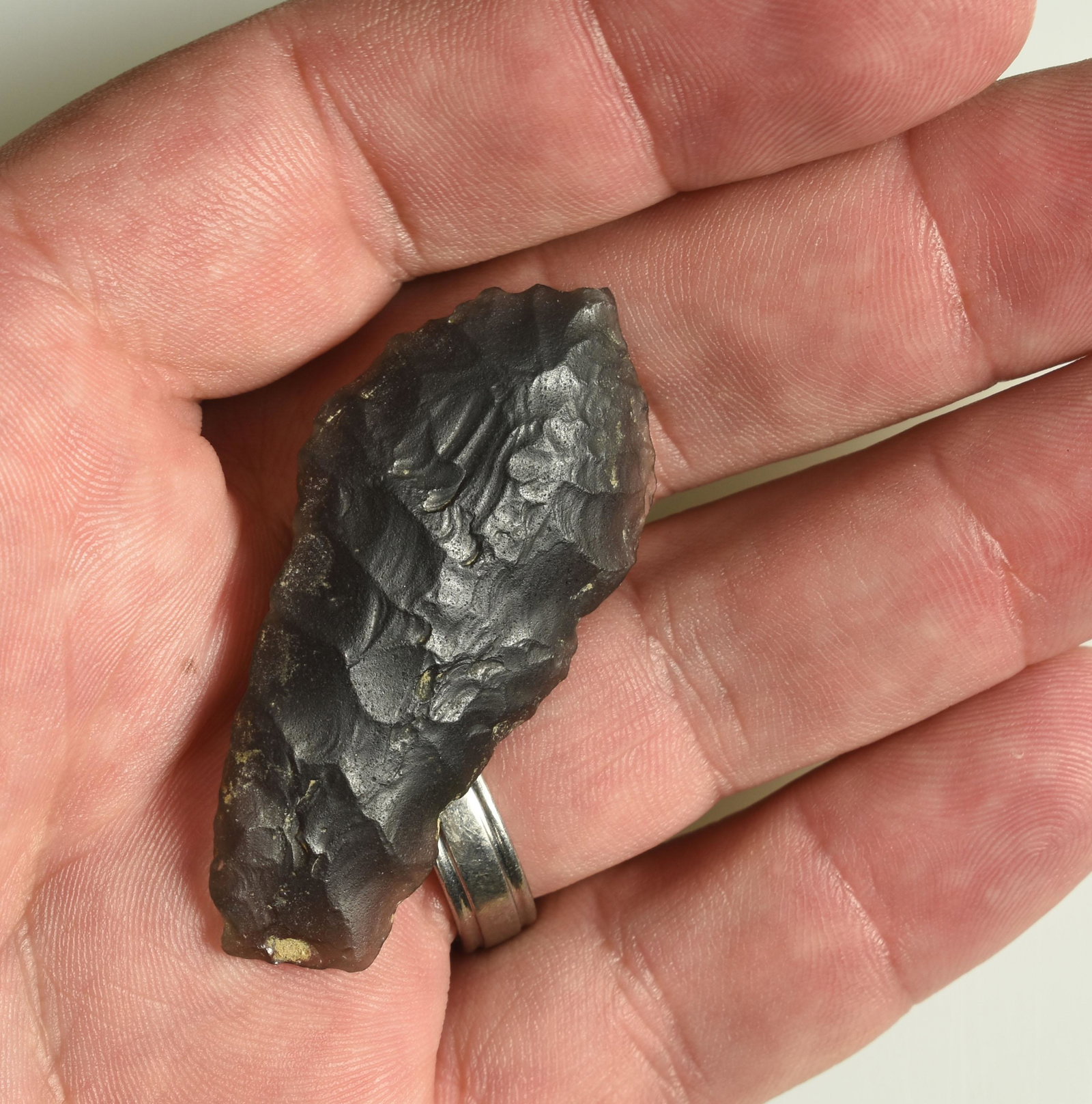2-3/16" Haskett: Nice small obsidian example. Lassen Co., California. Ex Robert Beckett Collection.