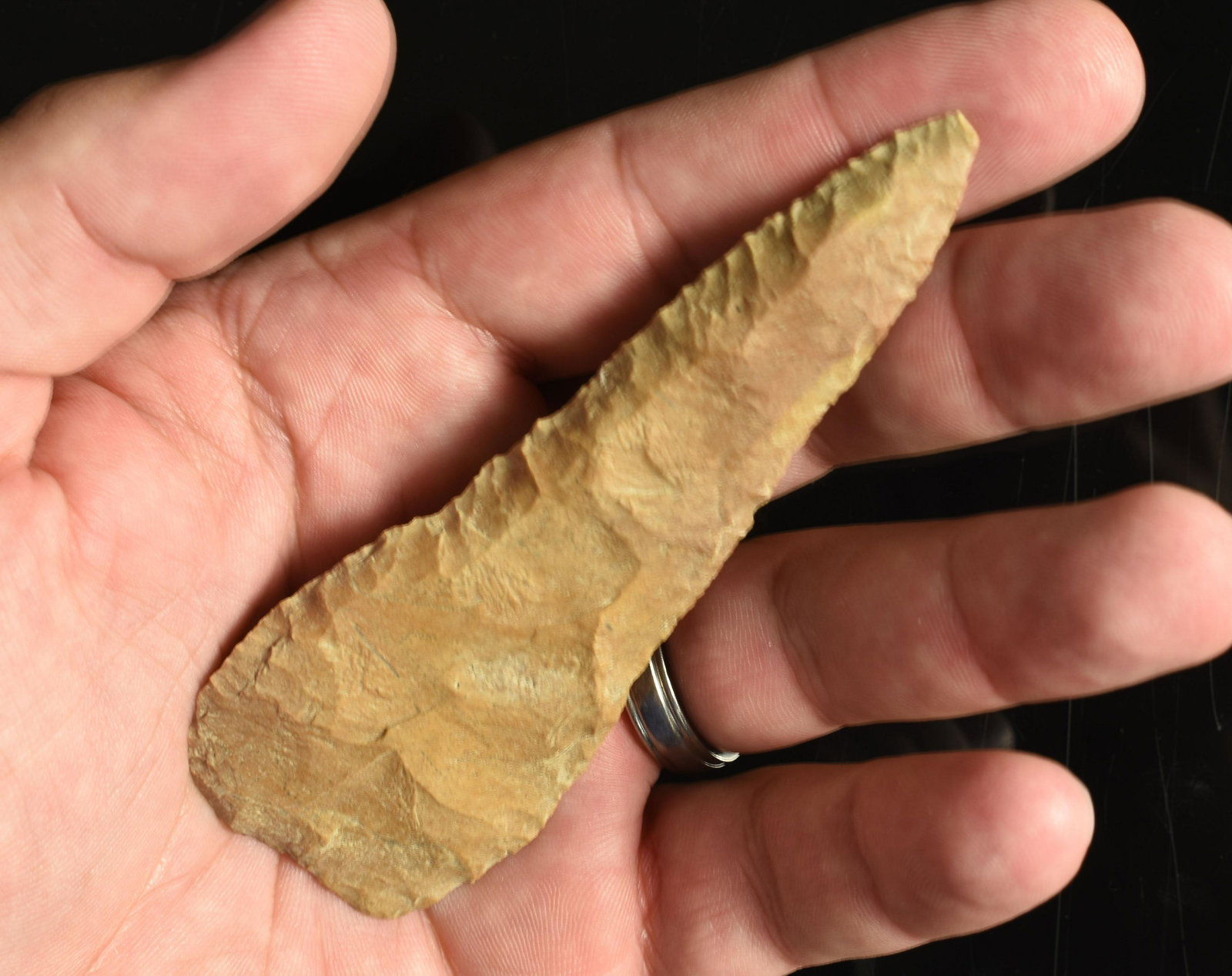 4-1/4" Cobbs Knife: Nice example in Camden Chert. Stewart Co., Tennessee. From the Sam Swarey Estate Collection.