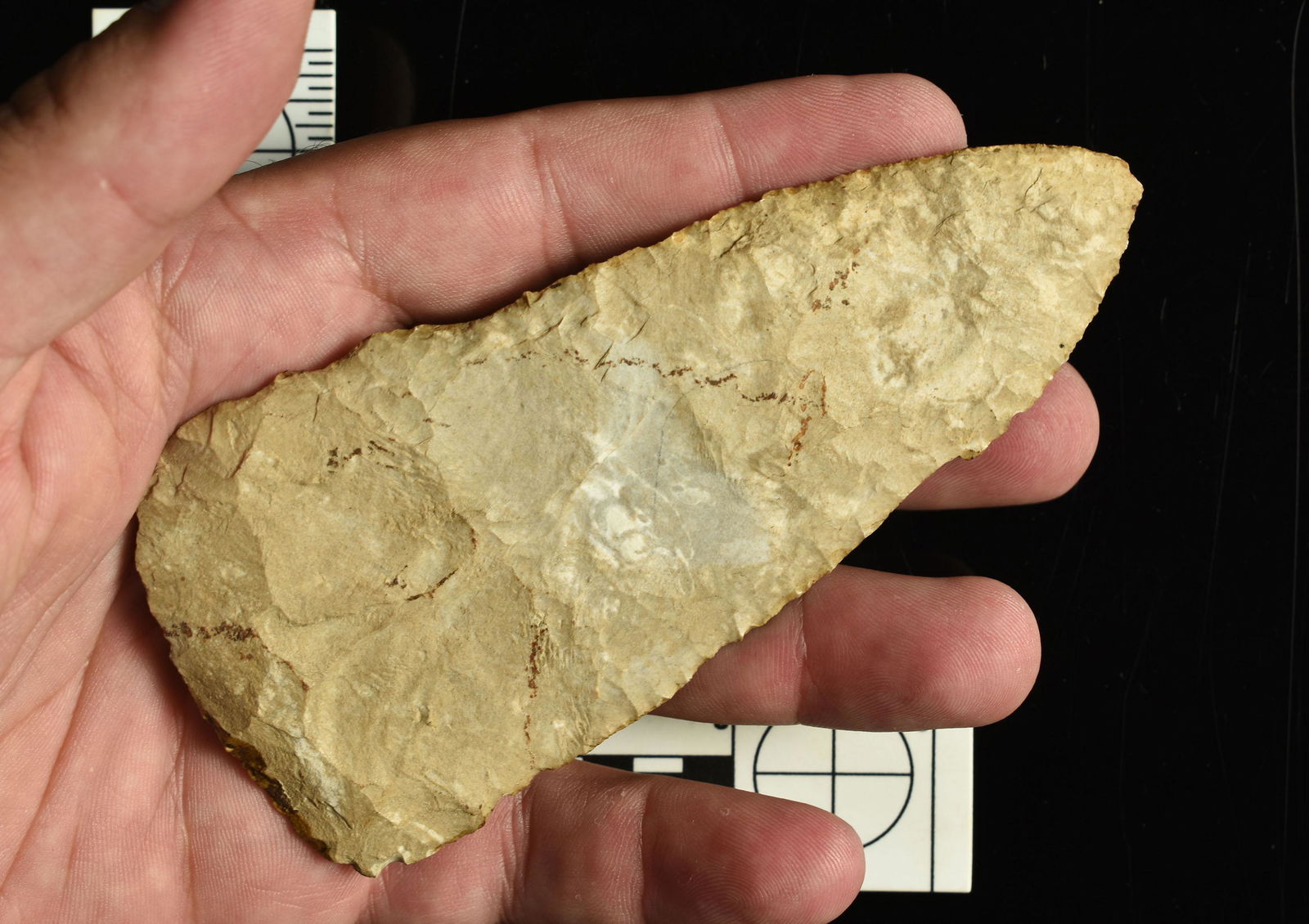 5" Cobbs Knife: Pretty Fort Payne chert from Mercer Co., Kentucky. Ex Coyle Collection. Shellac present on one side which is easily removed.