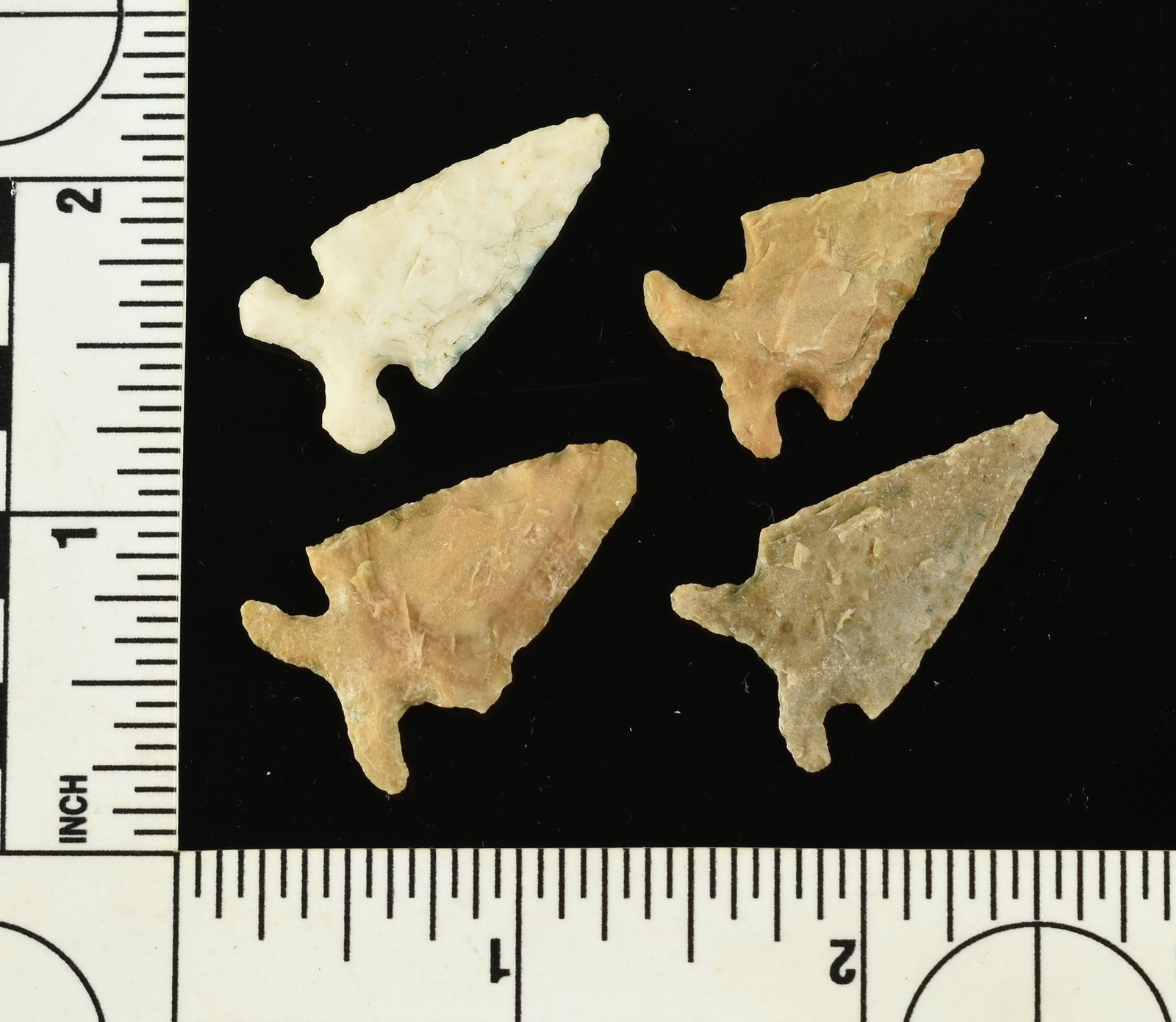 4 Nice Edwards Points: Excellent grouping from the Preckwinkle family collection found in South Texas. Various cherts.