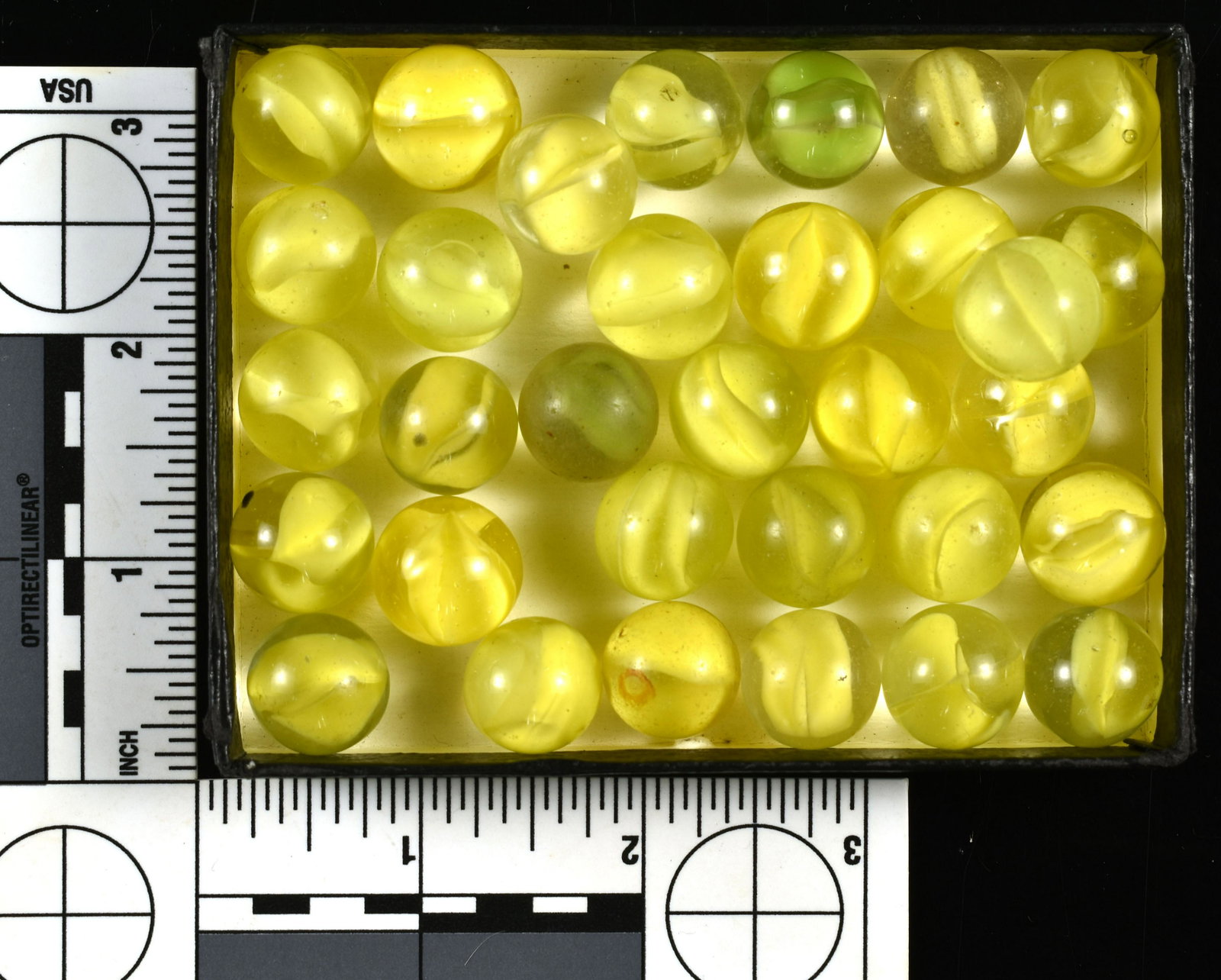 32 Vintage Yellow Cat's Eyes Marbles: Nice grouping.