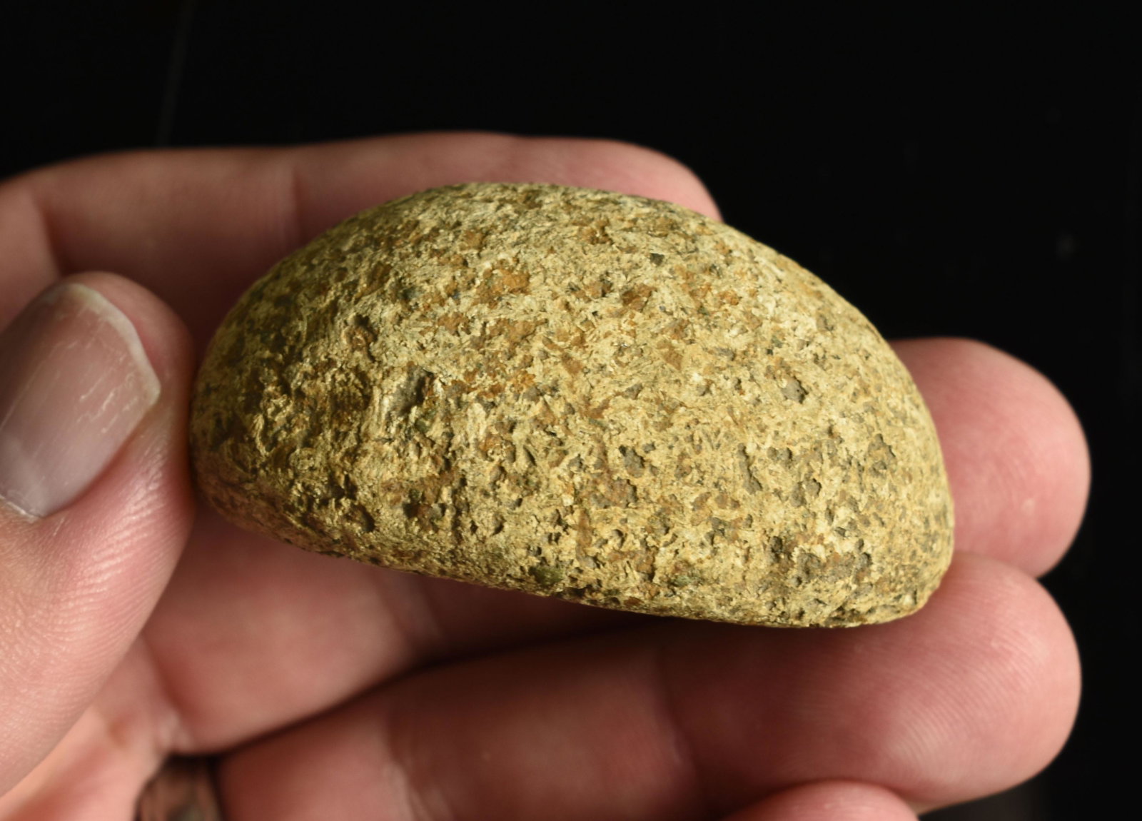 Nice Large 2 1/16" Arkansas Loafstone: Made of cream and tan speckled granite and polished over its entirety. Superb condition with no visible damage whatsoever. Found in Greene Co., Arkansas.