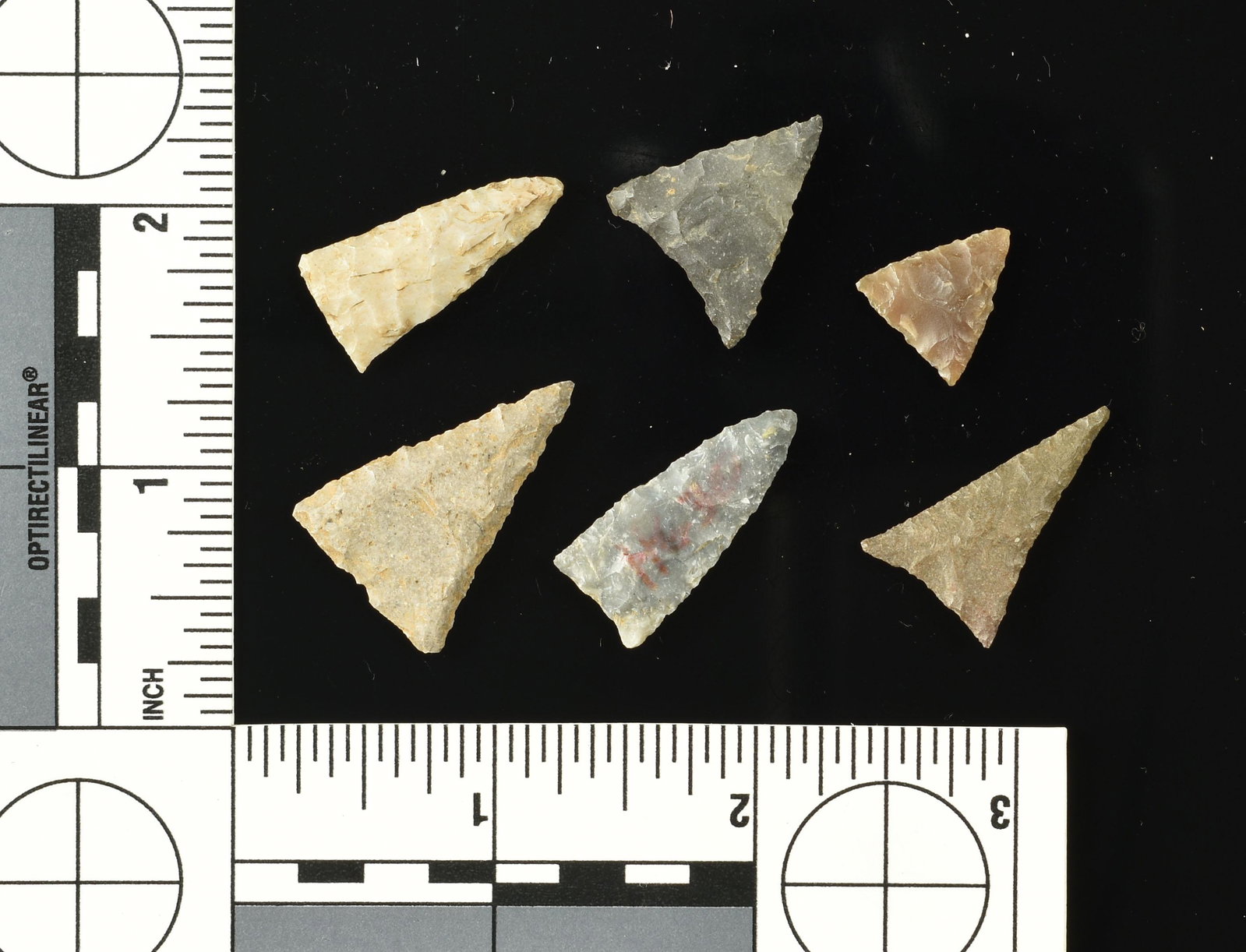 6 Super Fine Kentucky Triangles: Various materials. All Central Kentucky. Carter, Hornstone, and Boyle. Longest is 1 1/8" All fine.