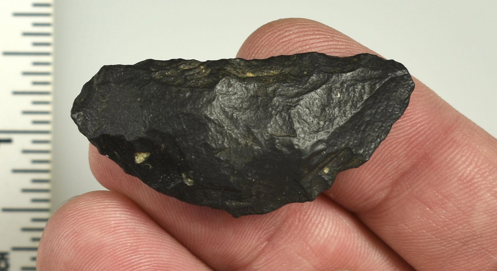 1-15/16" Paleo Crescent: Uniface Basalt example. Ex Beckett Collection. Lassen Co., California.