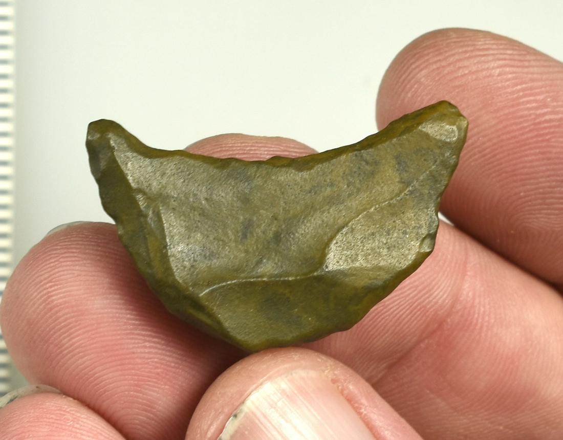 1-3/8" Paleo Crescent: Uniface flake form example. Ex Beckett Collection. Lassen Co., California.