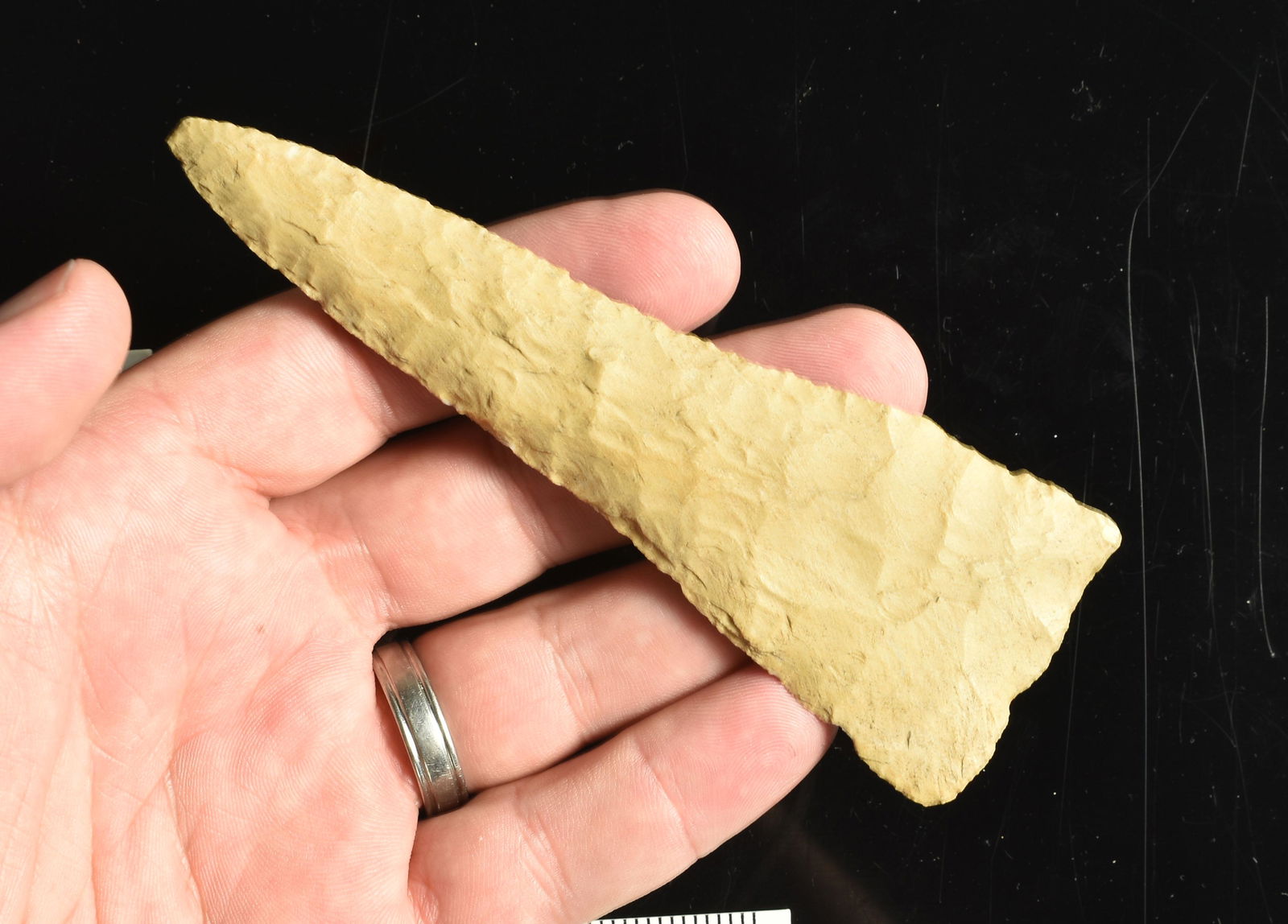 5-1/16" Stanfield Knife: BIG thin example from Stewart Co., Tennessee. Ex Swarey Estate Collection. Camden Chert.