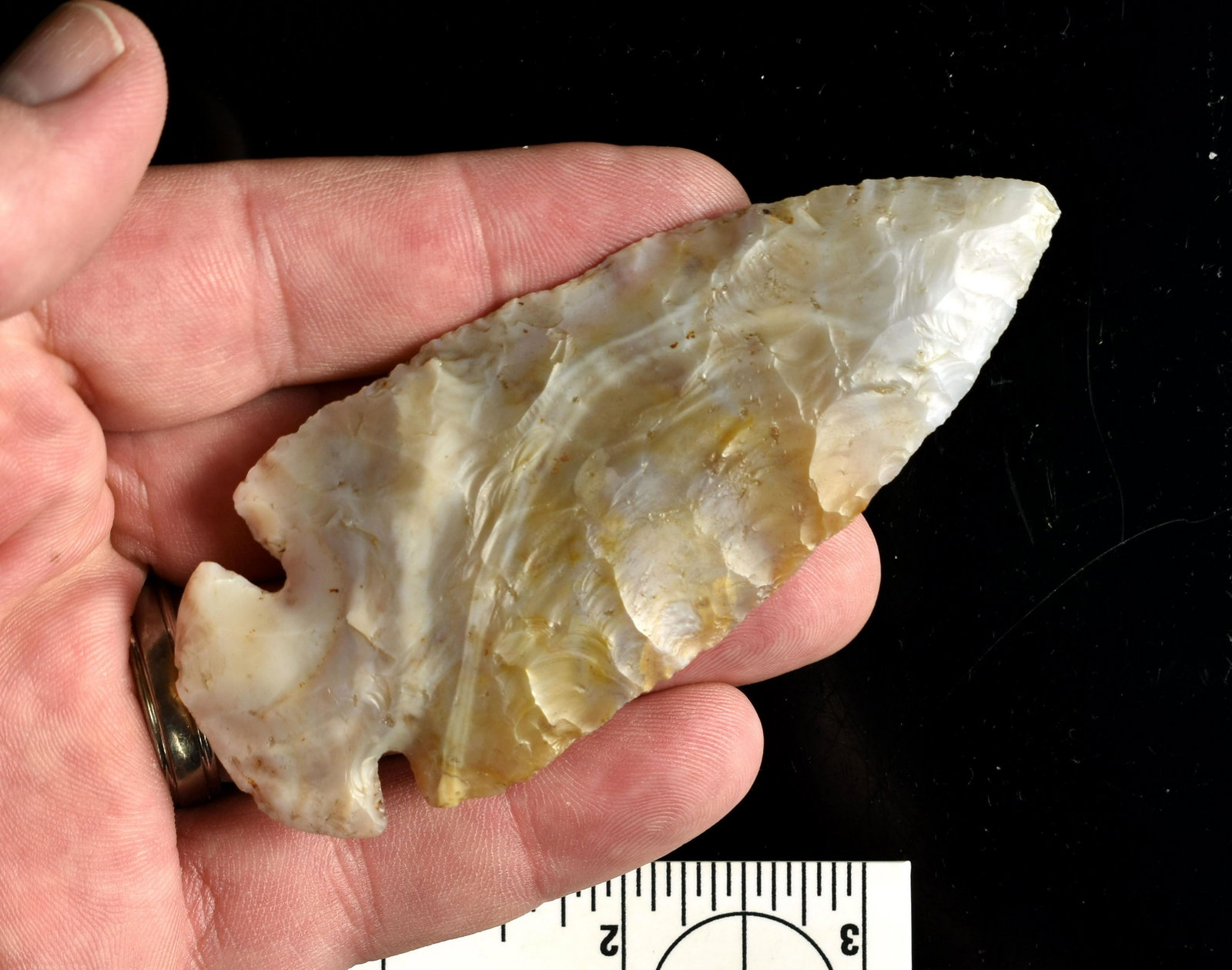 Awesome 4" Flint Ridge Dovetail - Jackson G-10 COA: Extremely translucent example made of champagne colored Flint Ridge with a purplish tinge. Simply gorgeous. Licking Co., Ohio. Jackson G-10 COA.
