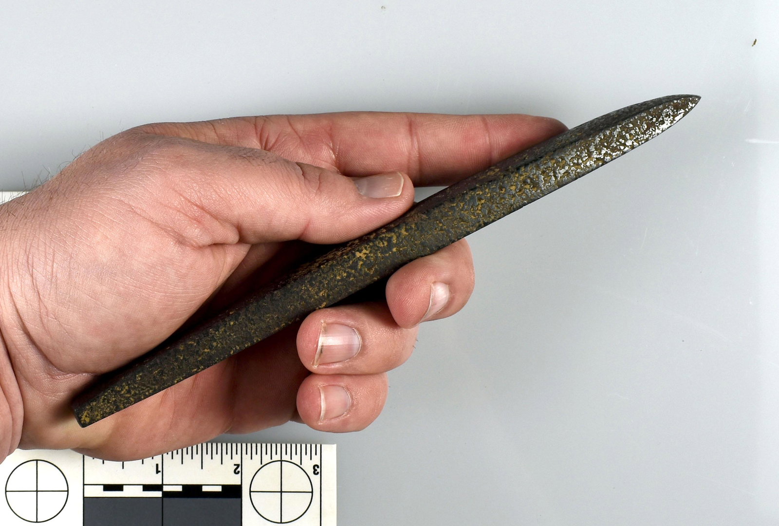 8-7/8" Hematite Pick - Davis G-10+ COA: Finely made hematite pick reported from Ohio. Tom Davis G-10+ COA from 2011.