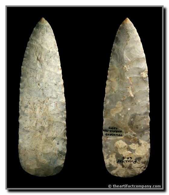 5 15/16" Cobbs Knife: Pickaway Co., Ohio. Translucent Flint Ridge. Ex - Earl Townsend, Dave Warner Collection. Perino (2003), Earthworks (2007), Stermer (2009)