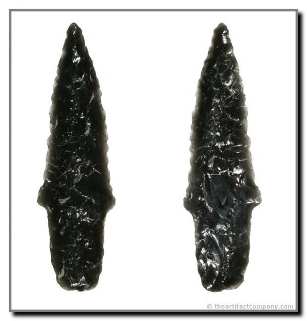 3 1/8" Parman: Found by Jeff Kirkpatrick in Deschutes Co., Oregon. Obsidian. Ex - Nelson. Jackson (2001), Stermer (2009)
