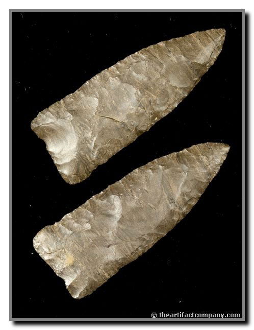 3 5/16" Copena: Extremely well made Dover Chert. Found by Jimbo Cason while Deer Hunting along Turkey Creek in Stewart Co., Tennessee.