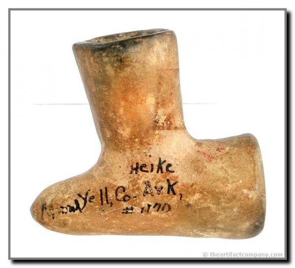 3" Caddo Elbow Pipe: Yell Co., Arkansas. Ex - Heike #1170. Dennison Collection. Fired clay. Jackson COA.