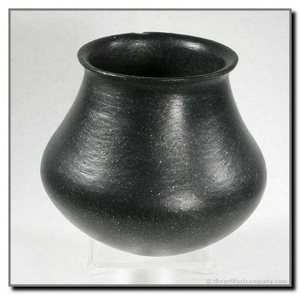 4 3/16" Glen Nipshank Blackware Pot: Very unusual blackware with a Mica slip pot from noted Canadian Potter Glen Nipshank of the Big Stone Cree. Signed, dated 2000.