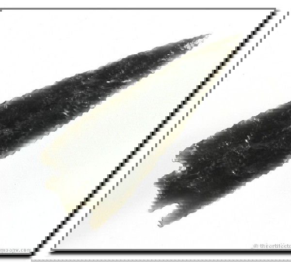 1 3/4" Eastgate: Nice slender piece from Northern Nevada. Obsidian