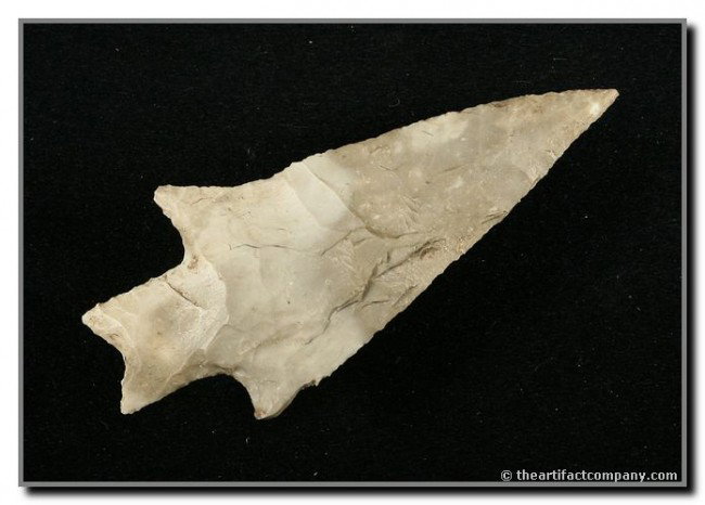 042: 3 7/16" 'Comanche' Pedernales: Nice Central Texas example in Edwards Plateau Chert. Ex - Terry Allen Collection.