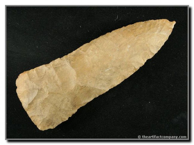 4 1/2" Tennessee River Knife: Excellent piece in quality Dover flint. Tennessee. Ex - Terry Allen Collection.