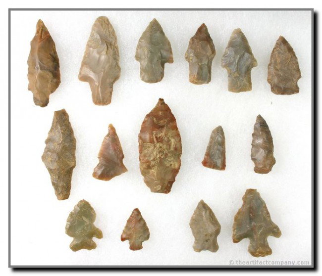 15 Pc. 'Dealer Lot' of Carter Cave Points from KY: Includes two excellent Adenas and others that need loving care. Displays really well.