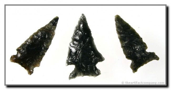 3 Translucent Obsidian Notcherd Points: All excellent. Longest 1 1/2". Found on the Bodle Family Ranch in Klamath Co., Oregon.