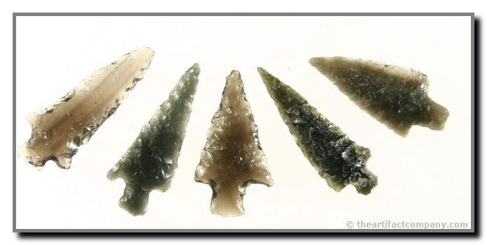 Lot Of 5 Fantastic Stemmed Darts From Oregon: 5 very pretty Obsidian stemmed darts from Klamath Co., Oregon. Lengths up 1 3/8". Ex- Bodle.