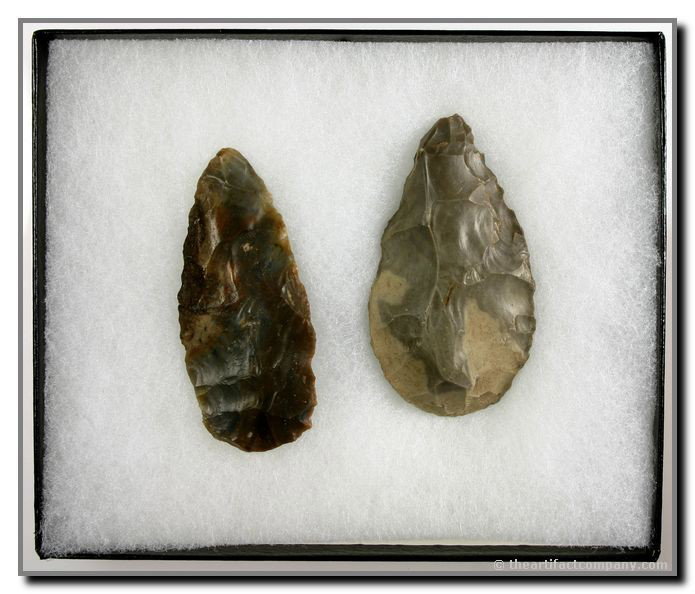 Pair Of Fantastic Indiana Hornstone Knives: 2 great knives made From very pretty Hornstone. Both were found in Warren Co., Indiana and come with a display case. Approximate lengths are 3". Ex- James Leak Collection.