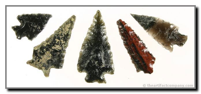 Mini-Collection Of 5 Stemmed Points From Oregon: 5 beautifully crafted, and well mineralized stemmed Obsidian points from Klamath Co., Oregon. The largest is 1 7/8". Ex- Bodle.