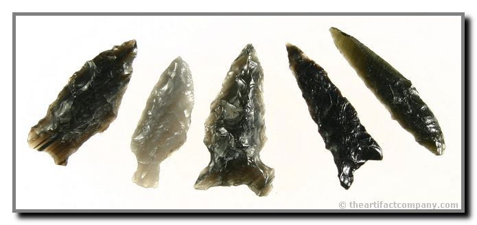 Mini-Collection Of 5 Obsidian Darts: 5 pretty Obsidian Darts from Klamath Co., Oregon. The largest of these petite points is 1 1/8". Ex- Bodle