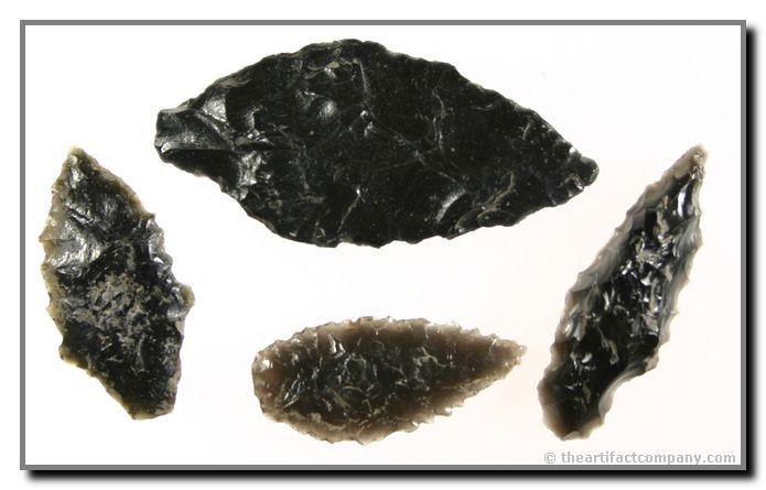 Great Lot of 4 Stemmed Blades From Oregon: 4 great stemmed Obsidian blades. 2 have nice serrations. The largest is 3 1/16" in length. Ex- Bodle From Klamath Co., Oregon.