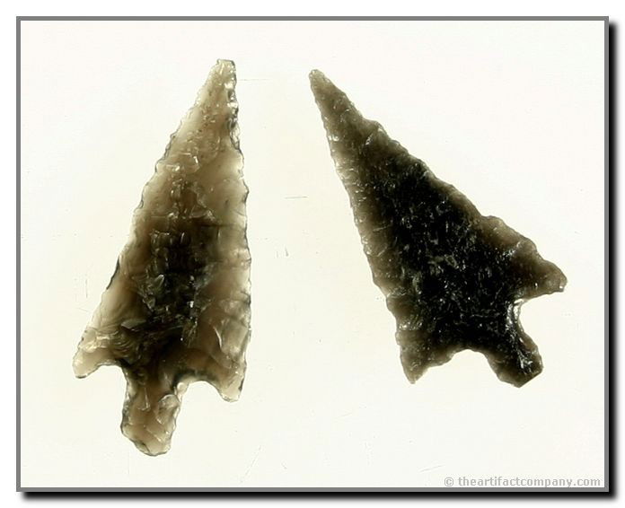 Pair Of Excellent Obsidian Stemmed Darts: 2 very nice translucent Obsidian Stemmed Darts from Klamath Co., Oregon. Found by Justin Matthews, they are both approximately 1 1/4" long.