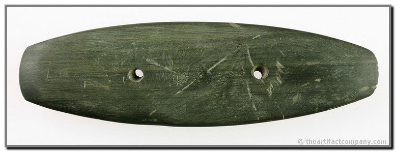 074: 5 5/8" Elliptical Gorget - Jackson 'G-10' COA: Super fine example. Extra pretty green banded slate. Tallied on one end with interesting incising elsewhere. Well developed form with nice polish and literally no damage save some minor plow scratches