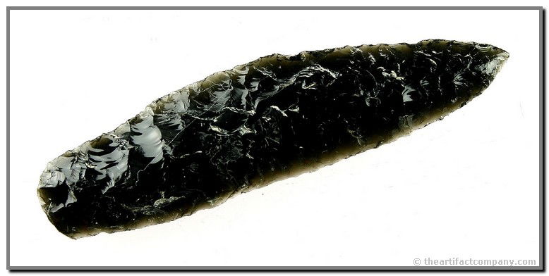 3 7/8" Cascade Knife: High quality Cascade with tremendous flaking. Glossy jet black Obsidian with nice translucency and a greenish caste. Found in Lake Co., Oregon. Ex- Hulse Collection.