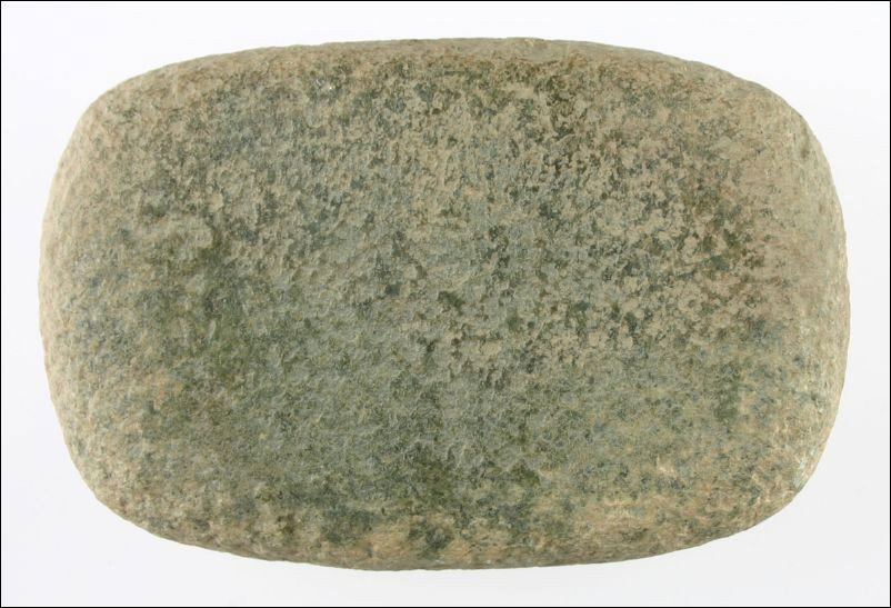 Perfect 4 7/8" Mano from Arizona: Outstanding example made of granite. Measures 4 7/8 X 3 1/8 X a board flat 1 1/8th. Perfect form. Perfect condition. Nicely polished over its entirety. Found in Coconino Co., Arizona by Lance Voss.