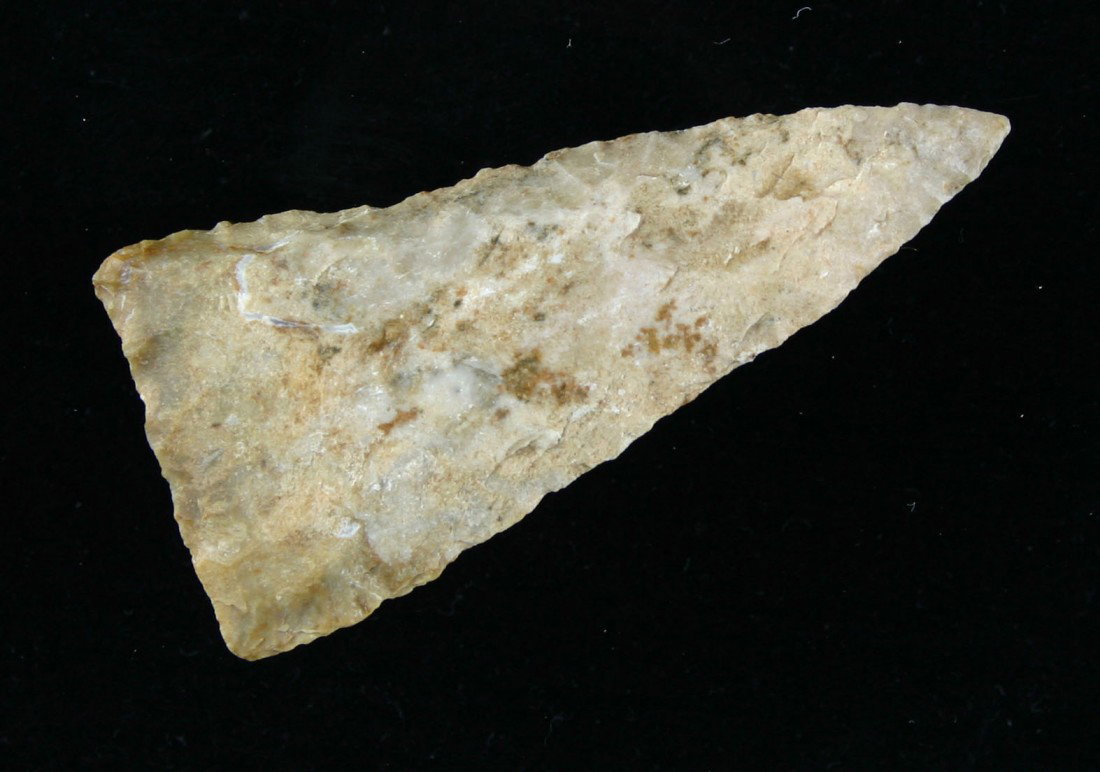 2 3/8" Torgugas: Perfect example. Thin and extremely symmetrical. Creamy Edwards Plateau chert. Zapata Co., Texas.