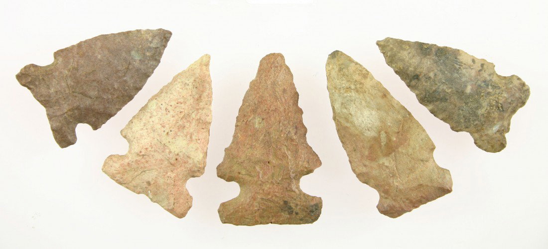 5 Super Big Sandy Points: Great symmetry. Great color. All from Limestone County, Alabama. Ex- Judge Walker Collection. Biggest measures 2 inches. Easily worth $100.00 as a group.