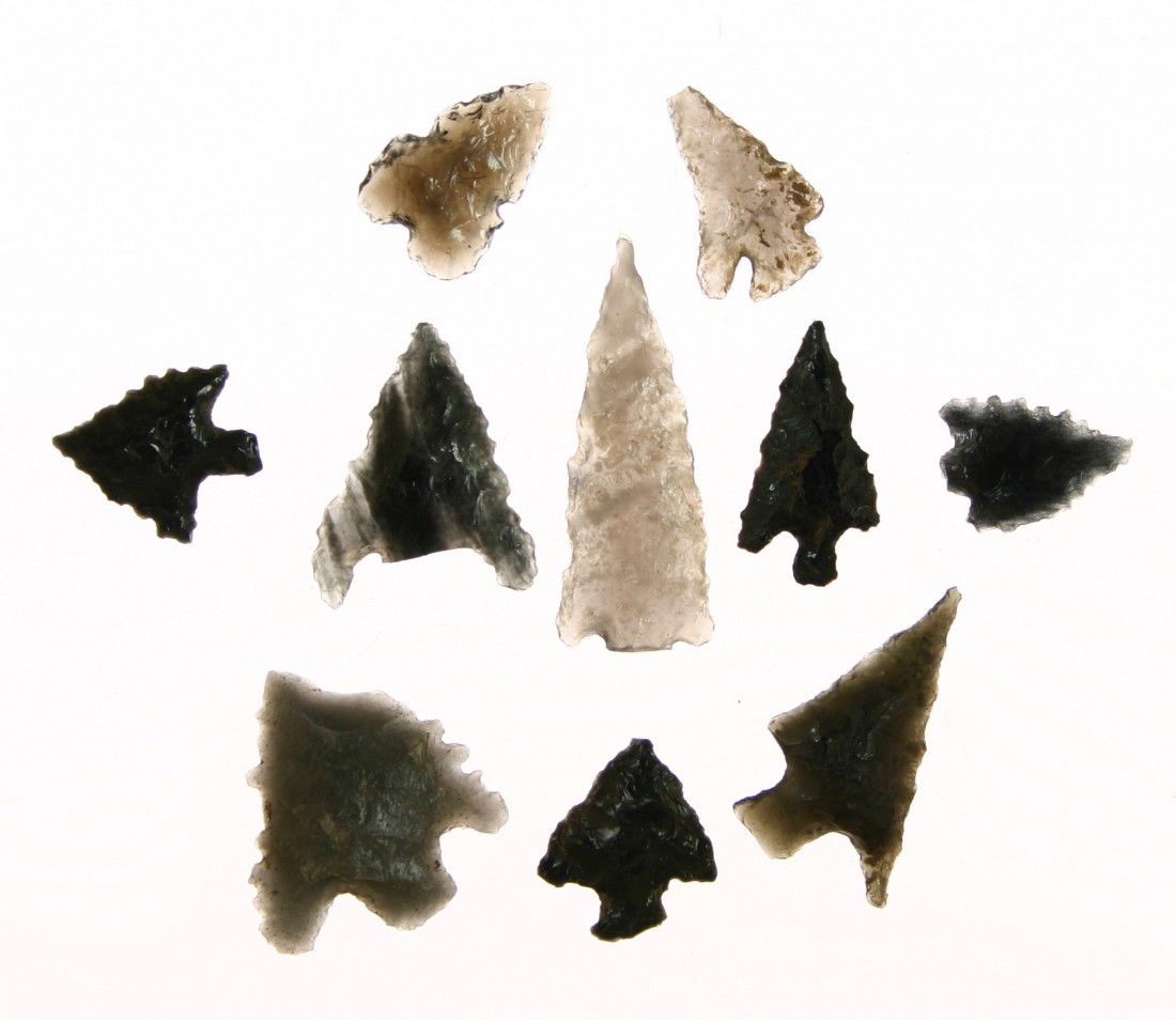 Mini-Collection of 10 Obsidian Birdpoints: Most highly translucent. Biggest measures 1 5/16 inches. Calapooyas, Columbia Plateaus, etc. California and Oregon examples.