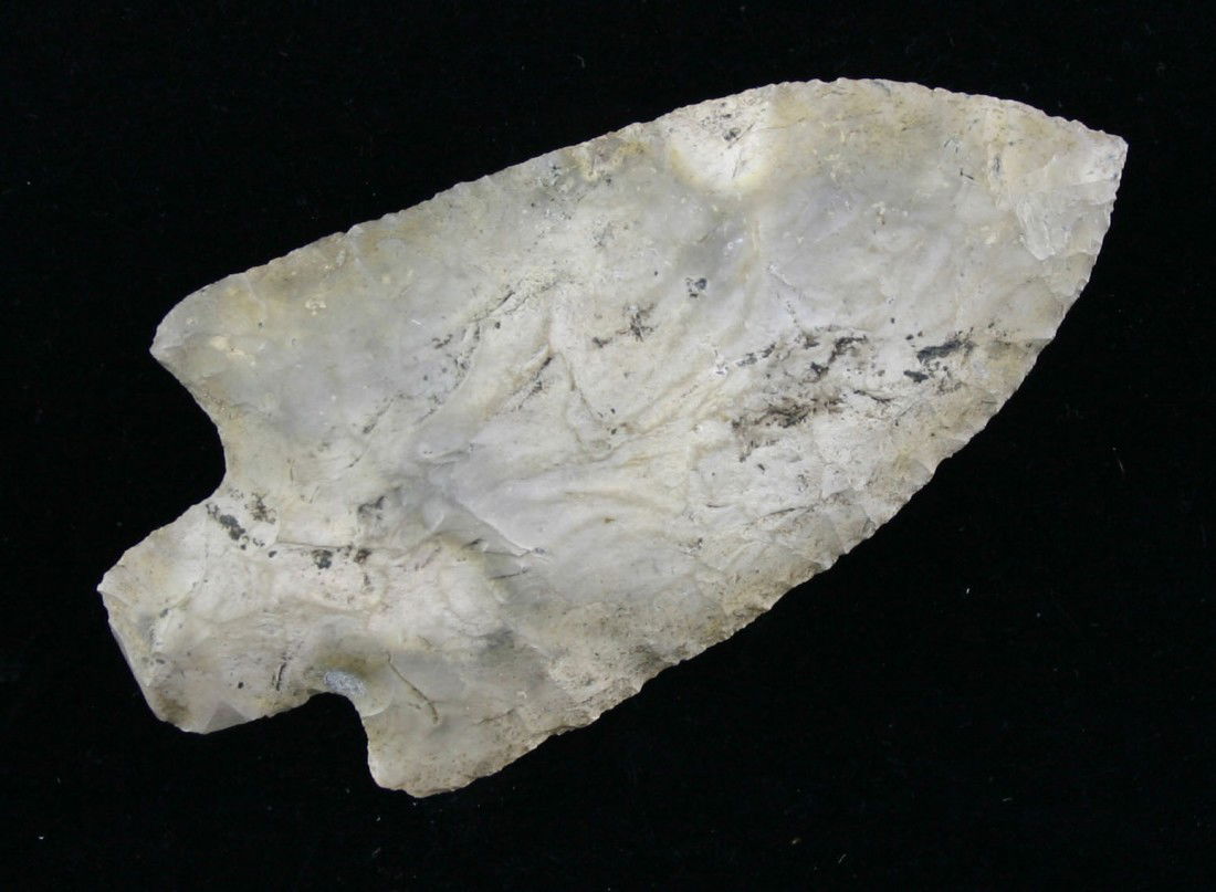 3 1/8" Mulberry Creek: Extra well made. Precise flaking over its entirety especially along the blade edges. Needle tip. Pretty light gray Fort Payne patinated different colors side to side. Tennessee.