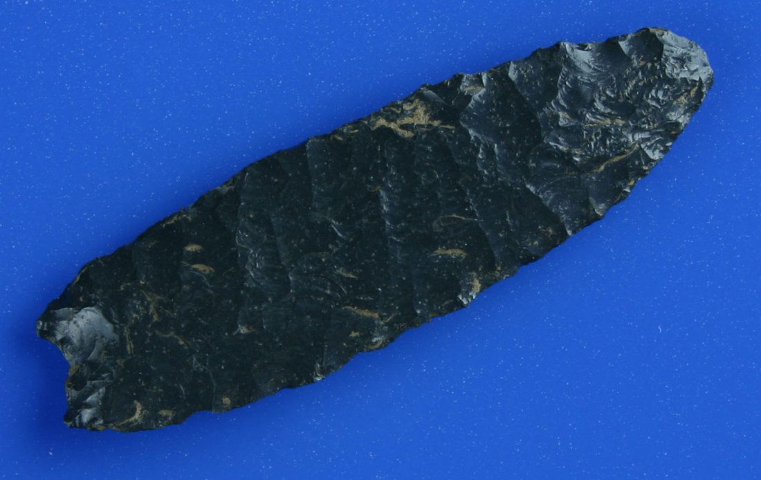 042: 2 1/2" Humboldt - Davis COA: Great flaking. Black Obsidian. Found in Lake Co., Oregon. Davis COA.