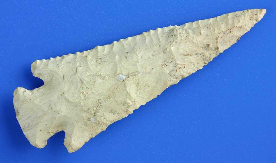 4 1/2" Hardin - Dickey COA: Creamy Burlington Chert from Central Illinois. Distinctly 'knobbed' base. Minute serrations the length of both blade edges. Ex- Von Hilliard and Don Meador Collections. Collection. Dickey COA.