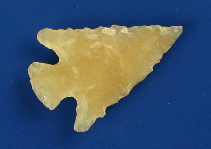 7/8" Catahoula: Perfect example found by Ruben Rankin at a Caddo site in Saline Co., Arkansas. Totally translucent yello Novaculite. Arkansas Gempoint.