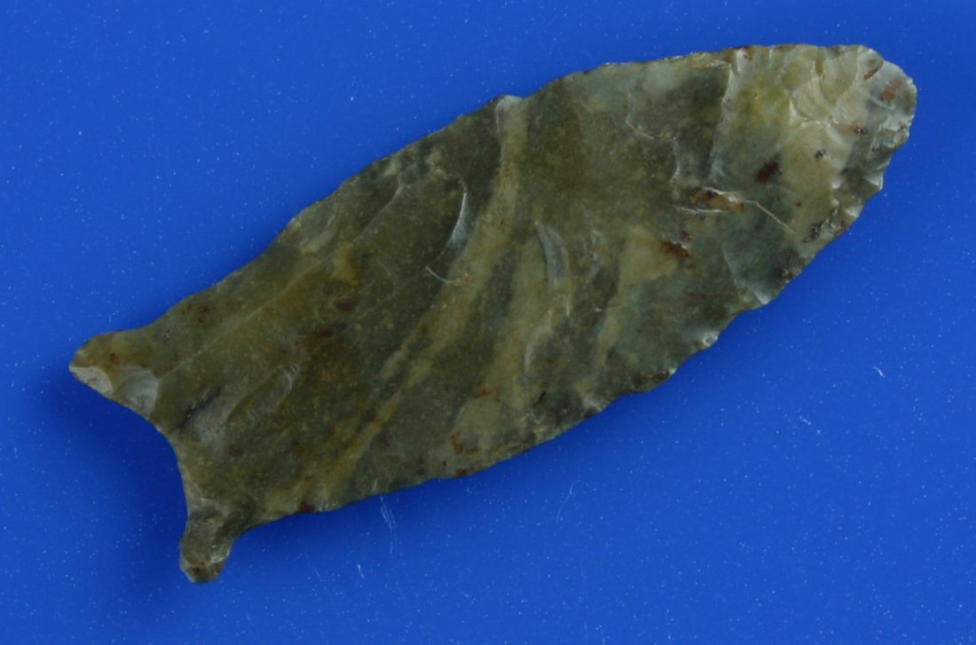 2 3/8" Cumberland - Jackson, Putty, & Partain COA's: very pretty Tyrone Flint with nice stripes, colors, and gloss. Fluted 80% on one side, 50% on the other. Found in Dickson Co., Tennessee. Ex- Peterson Collection. Jackson, Putty, & Partain COA's