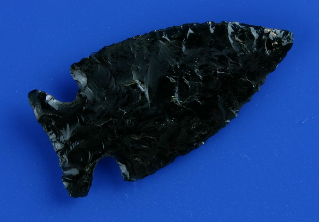 2 3/4" Northern Side Notch - EW COA: Obsidian example from Oregon. Earthworks COA.