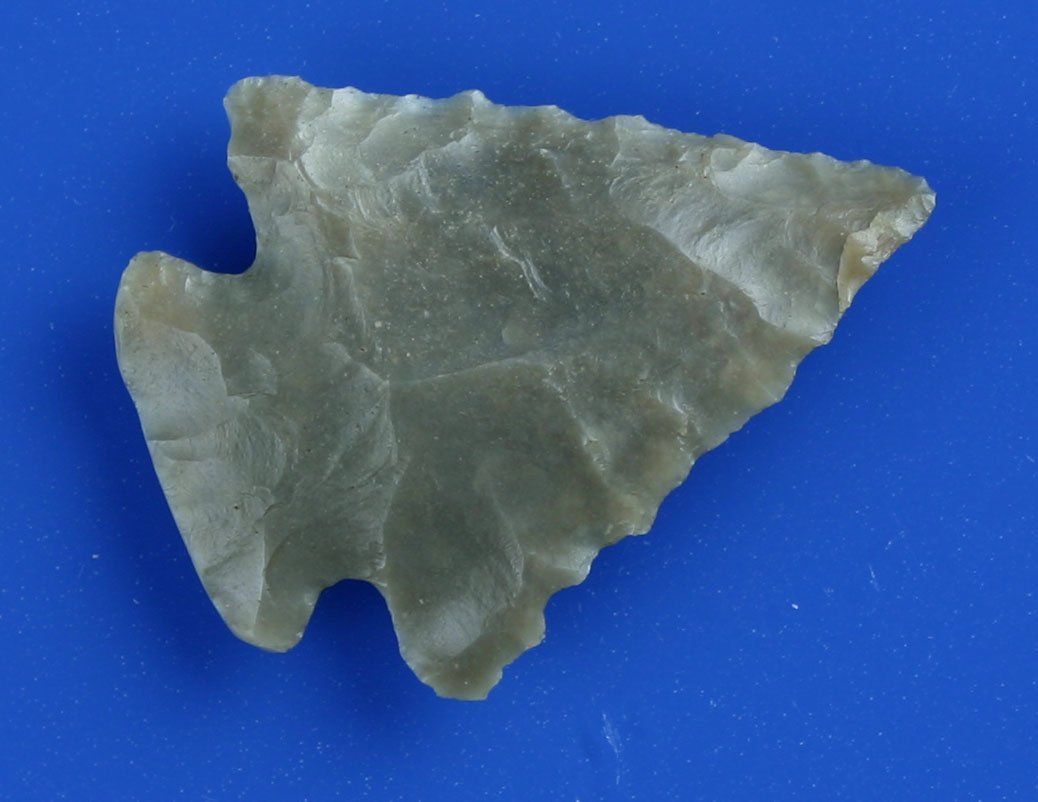 1 3/4" Cookie-Cutter Perfect Dovetail: Has great serrations and lots of translucency. Made of pretty Carter Cave flint and found in Bath Co., Kentucky.