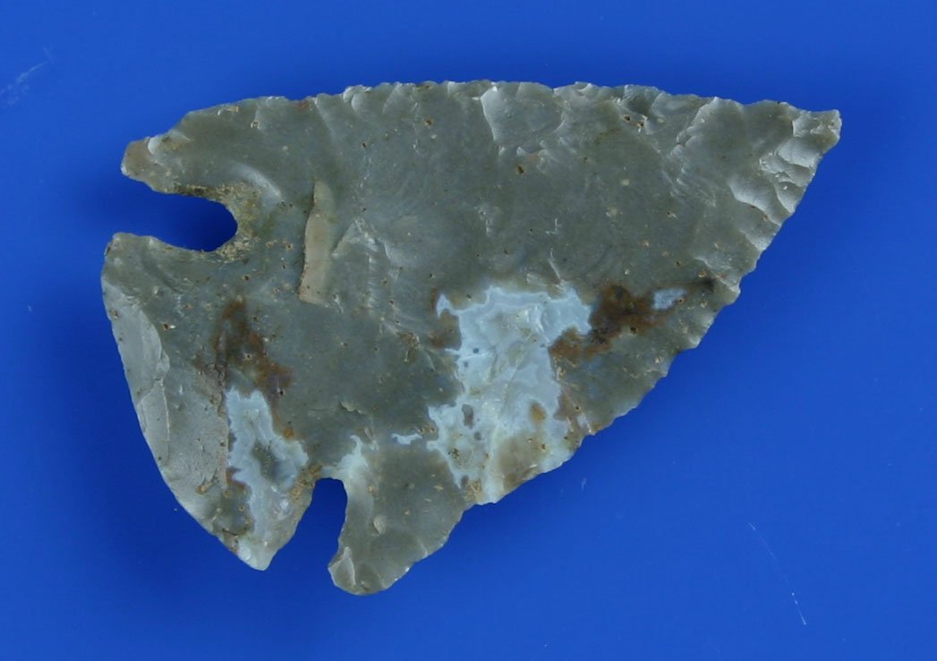 1 1/2" Palmer: Perfect example. Heavily ground base. Extra pretty Hornstone with baby blue quartz splotches in the materials. Fayette Co., Kentucky.