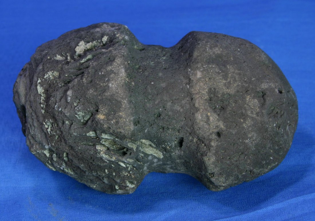 5 1/8" Precolumbian Maul: Volcanic stone from Central America. Ex - Dr. Joe Daugherty Collection.